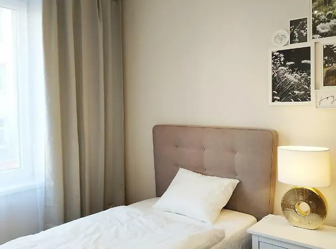 Two-Bedroom Apartment 'Taupe' Apartment *